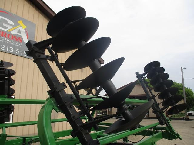 Image of John Deere 230 equipment image 4