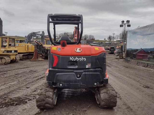 Image of Kubota KX057-5 equipment image 3