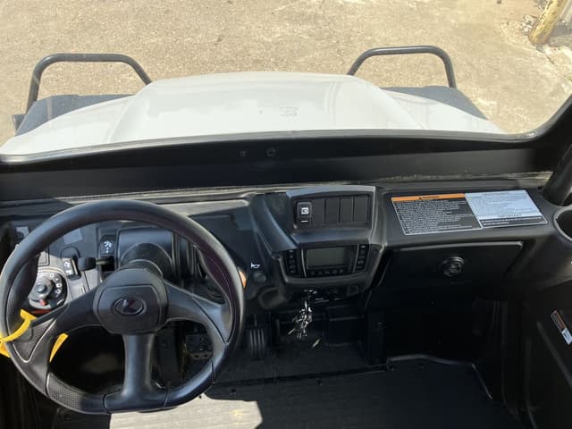 Image of Kubota RTV-XG850 equipment image 3