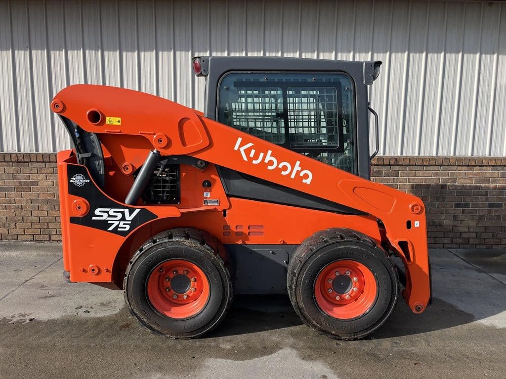 Image of Kubota SSV75HC Primary image