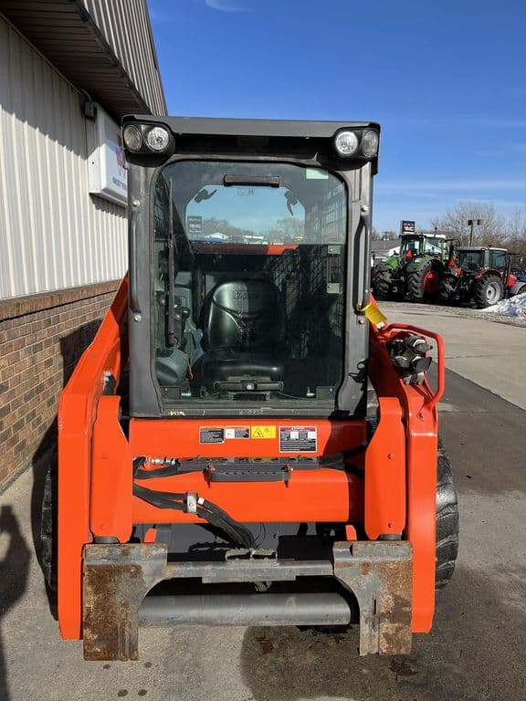 Image of Kubota SSV75HC equipment image 3