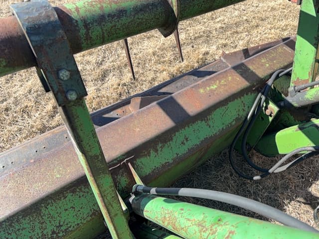 Image of John Deere 4440 equipment image 4