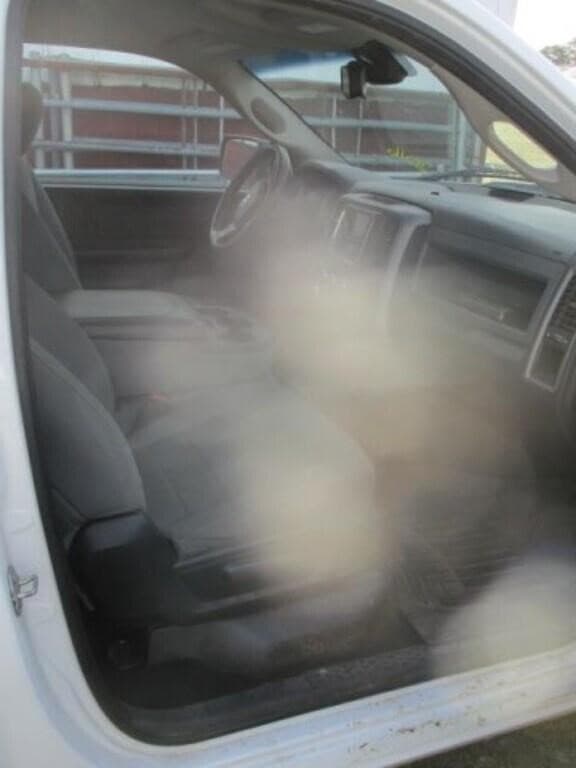 Image of Dodge Ram 1500 equipment image 3