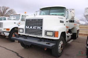 2005 Mack CHU613 Image