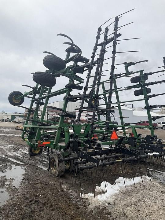 Image of John Deere 2410 equipment image 2