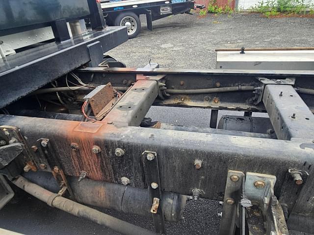Image of Peterbilt 389 equipment image 1