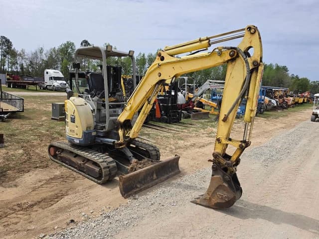 Image of Yanmar VI035 equipment image 3