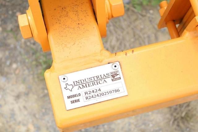 Image of  Industrias America R2424 equipment image 4