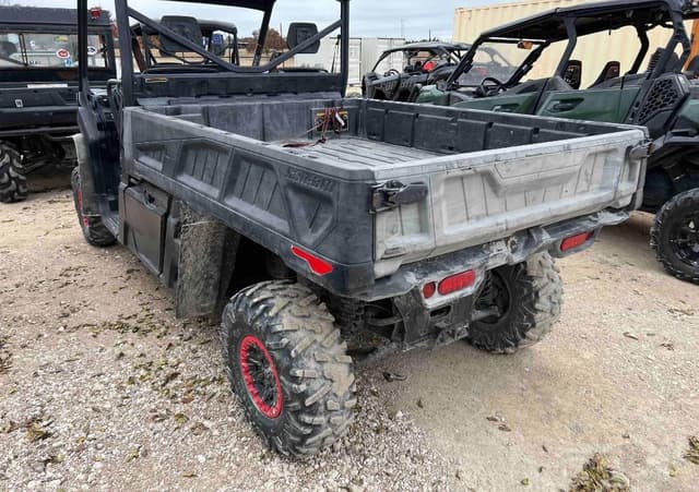 Image of Can-Am Defender HD10 equipment image 3