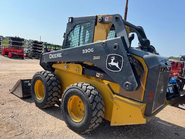 Image of John Deere 330G equipment image 2