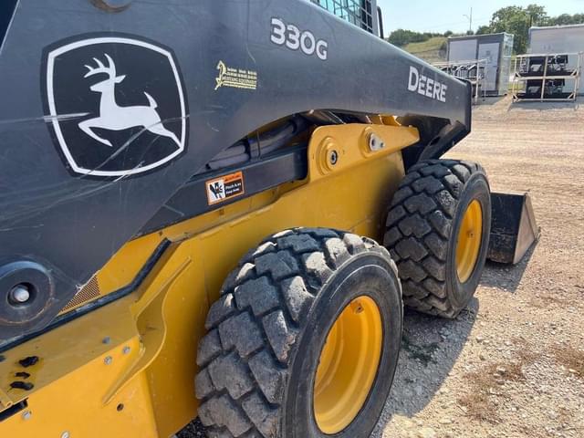 Image of John Deere 330G equipment image 1