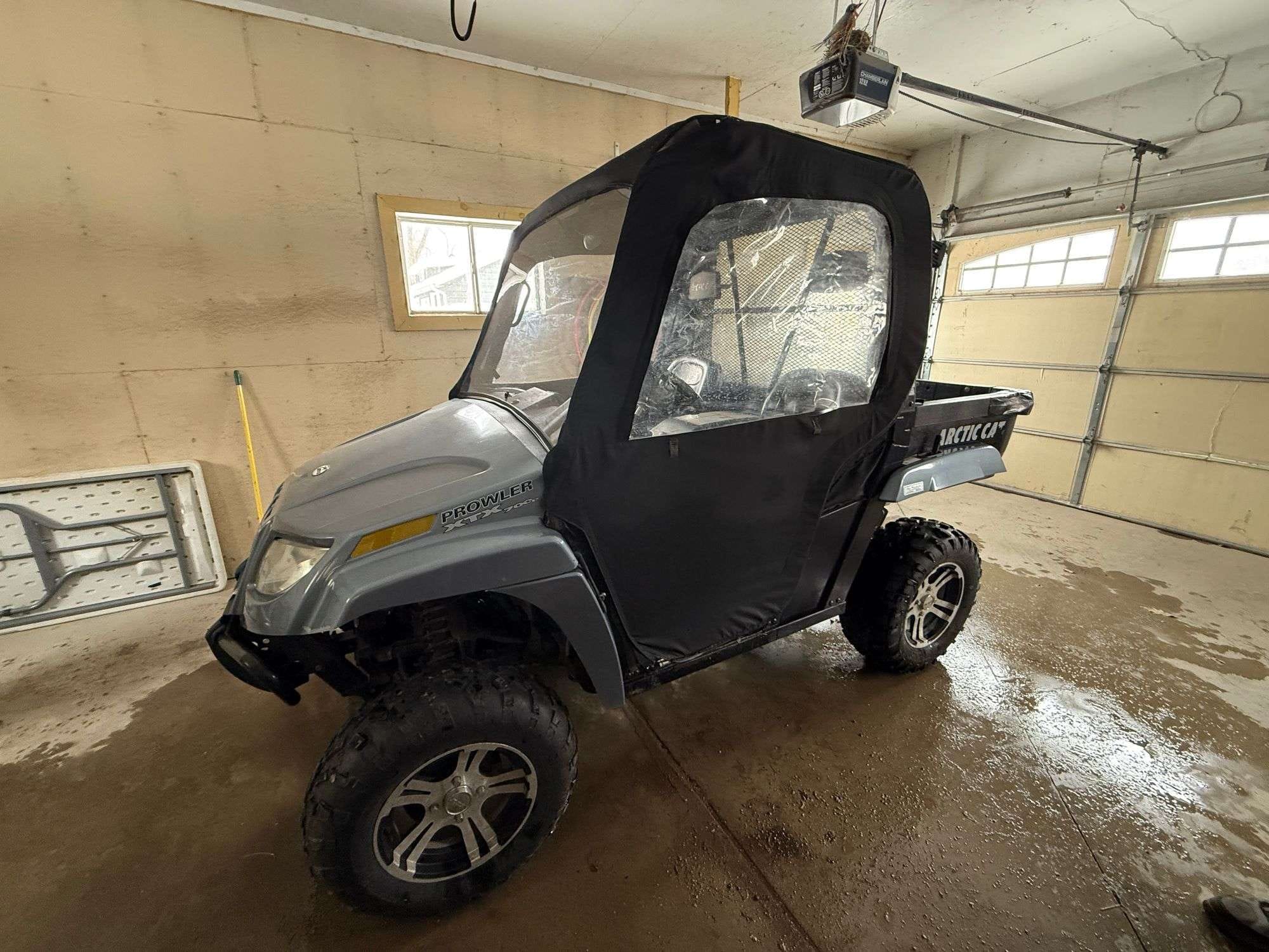 2009 Arctic Cat Prowler 700 XTX EFI Equipment Image0