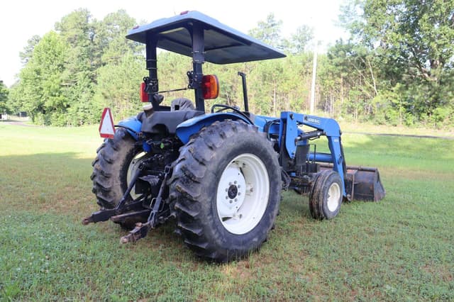 Image of New Holland TN75 equipment image 2
