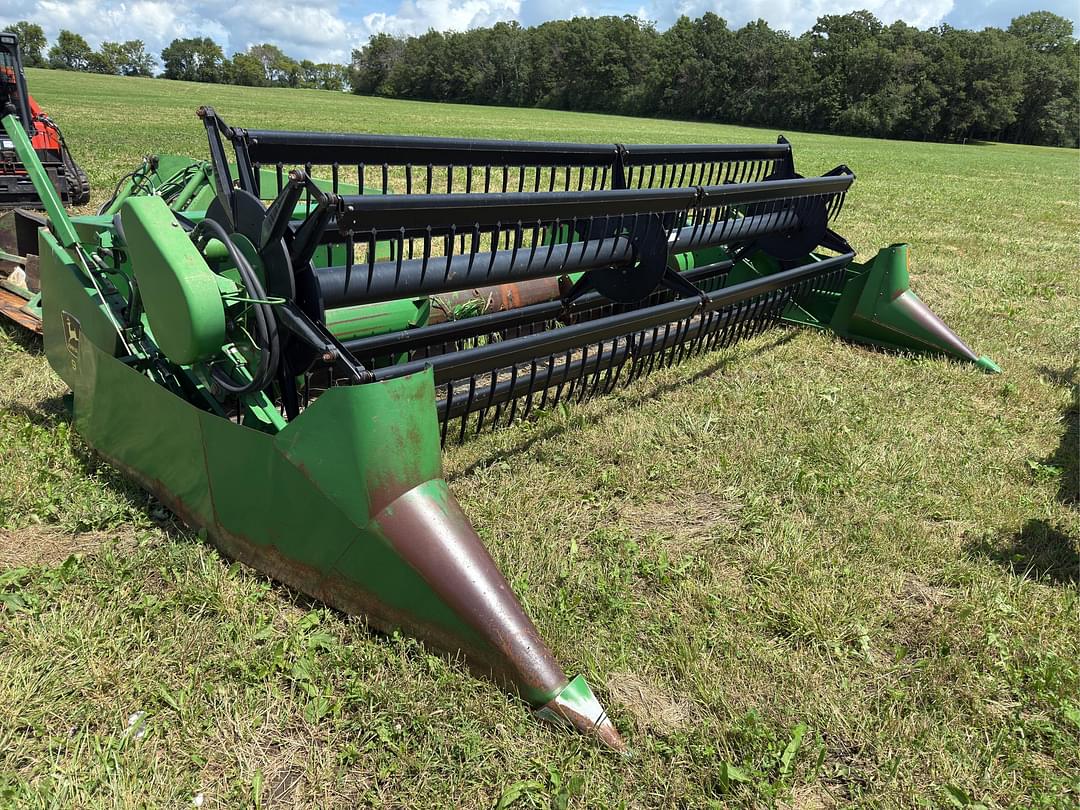 Image of John Deere 915 Primary image