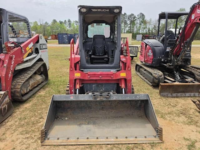 Image of Takeuchi TL8R2 equipment image 4