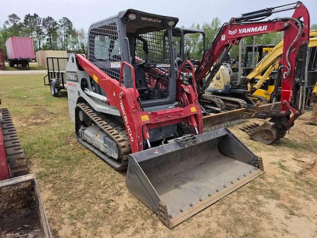 Image of Takeuchi TL8R2 equipment image 3