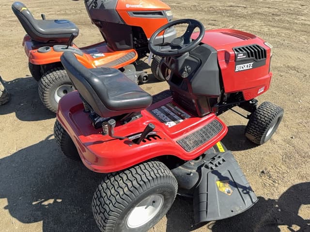Image of Huskee LT4200 equipment image 3