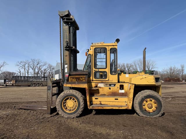 Image of Caterpillar DP100 equipment image 1