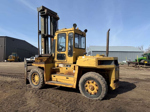 Image of Caterpillar DP100 equipment image 2