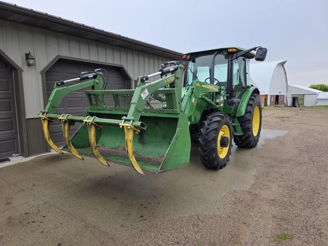 Image of John Deere 5525 equipment image 4