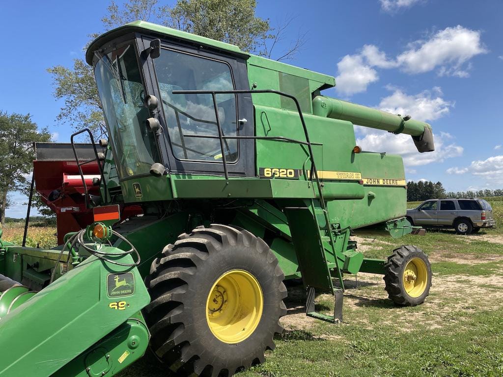 Main image John Deere 6620