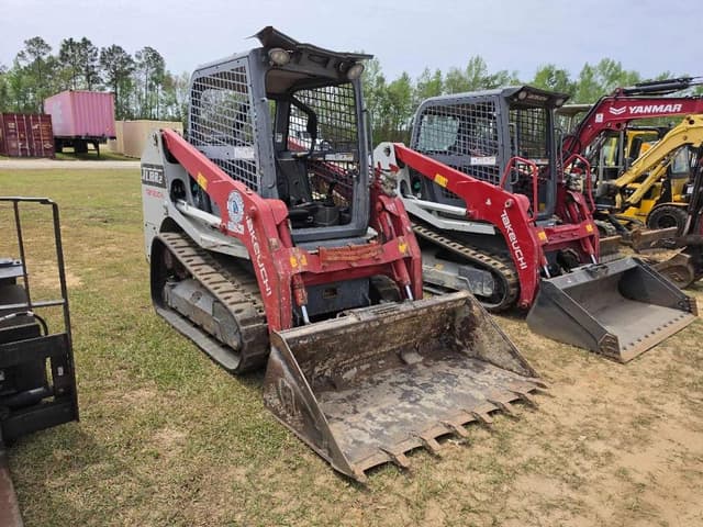 Image of Takeuchi TL8R2 equipment image 3