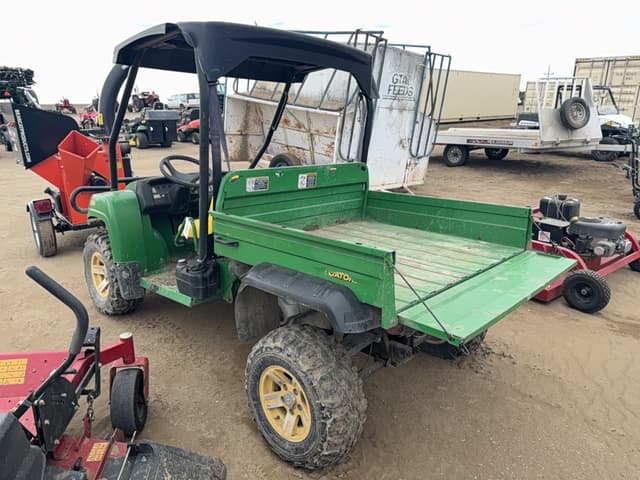 Image of John Deere Gator XUV 620i equipment image 1