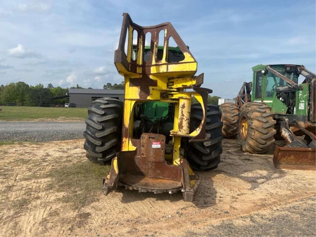 Image of John Deere 843L equipment image 1