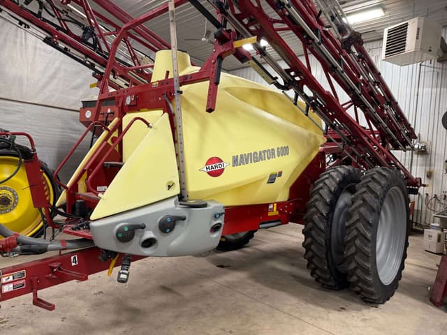 Image of Hardi Navigator 6000 equipment image 2