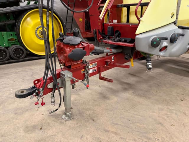 Image of Hardi Navigator 6000 equipment image 3