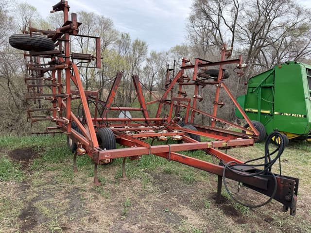 Image of International Harvester 45 equipment image 2