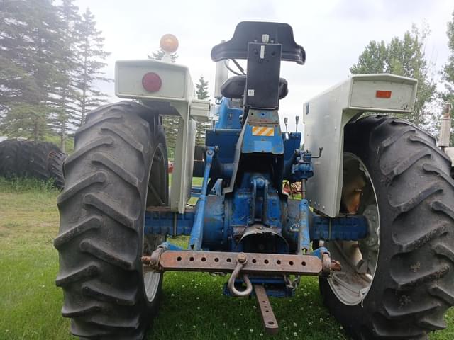 Image of Ford 5000 equipment image 4
