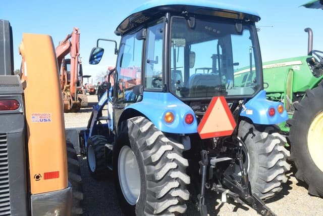 Image of New Holland Boomer 37 equipment image 1