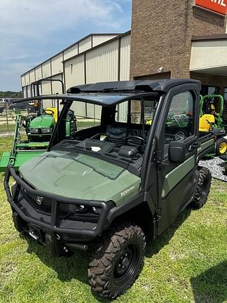 Image of John Deere XUV 835M equipment image 3