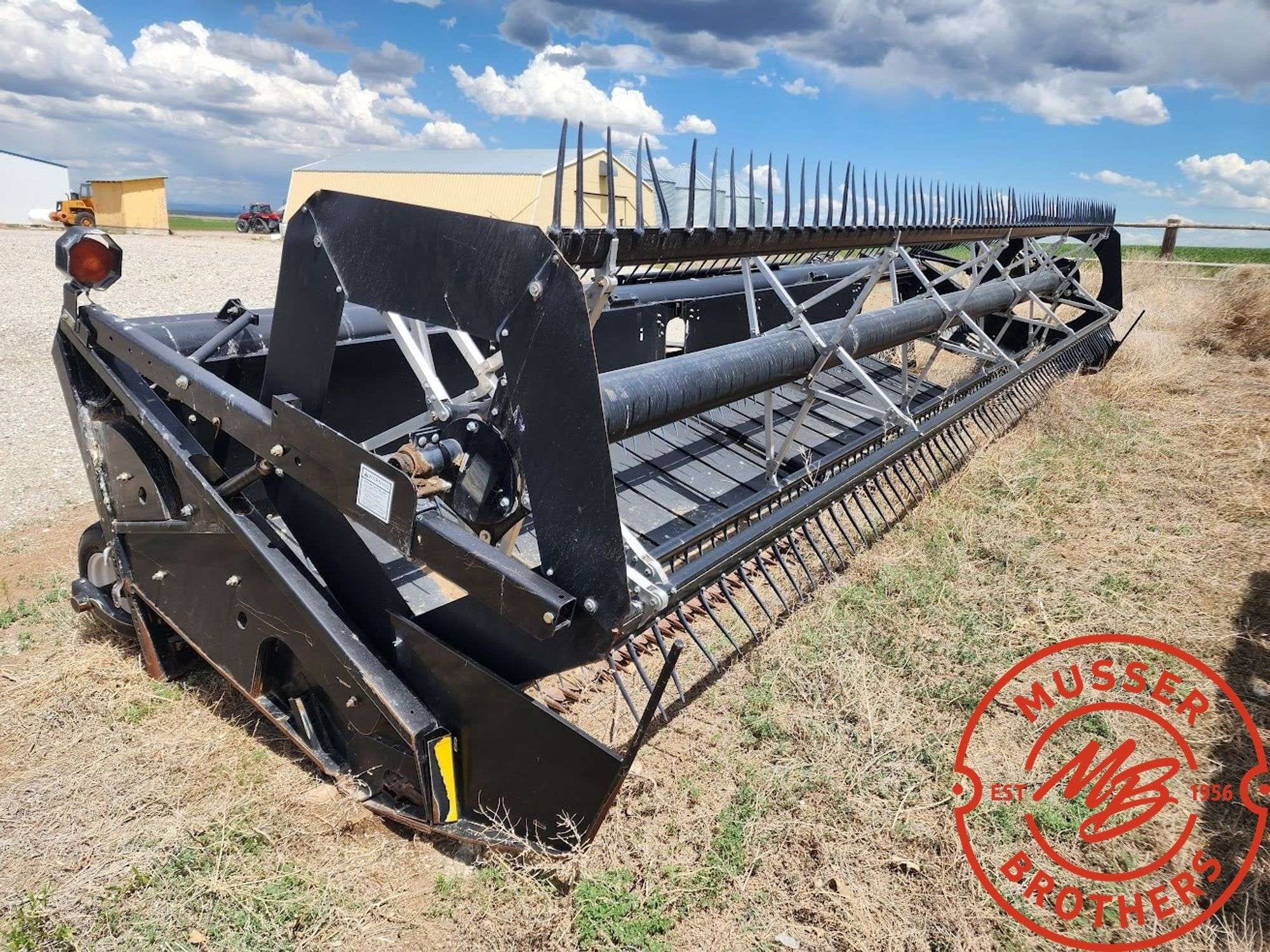 AGCO 5200 Equipment Image0