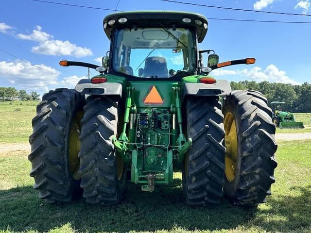 Image of John Deere 8285R equipment image 4