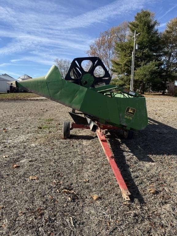 John Deere 925 Equipment Image0
