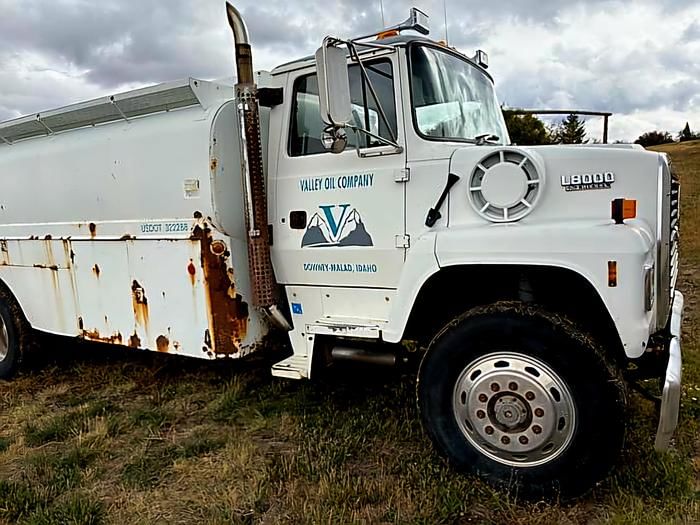 1994 Ford LN8000 Equipment Image0