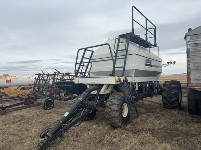 Image of Bourgault 5350  equipment image 3