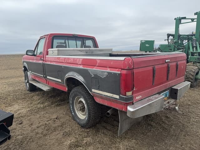 Image of Ford F-250 equipment image 1