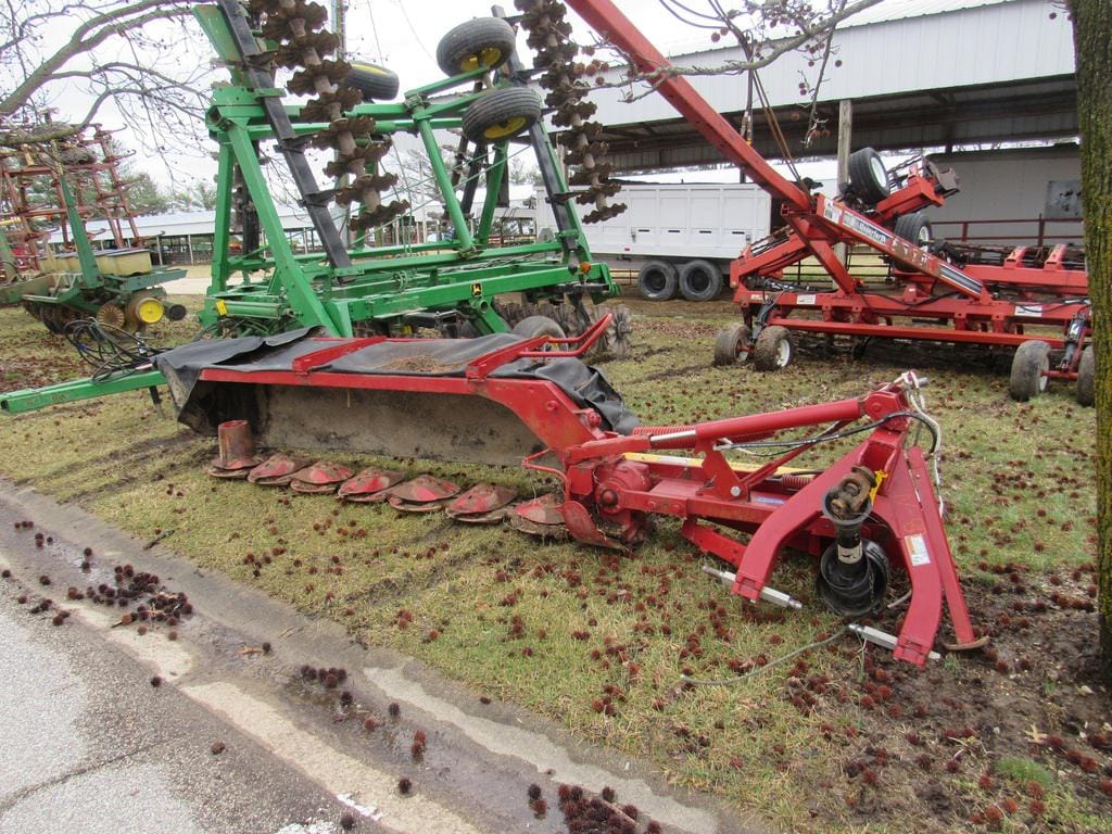 Main image New Holland H6750