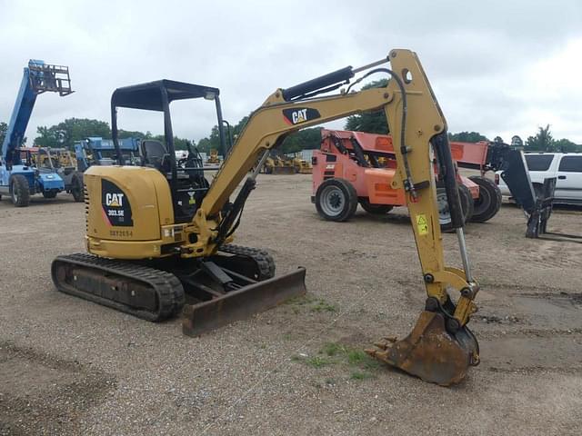 Image of Caterpillar 303.5E CR equipment image 1