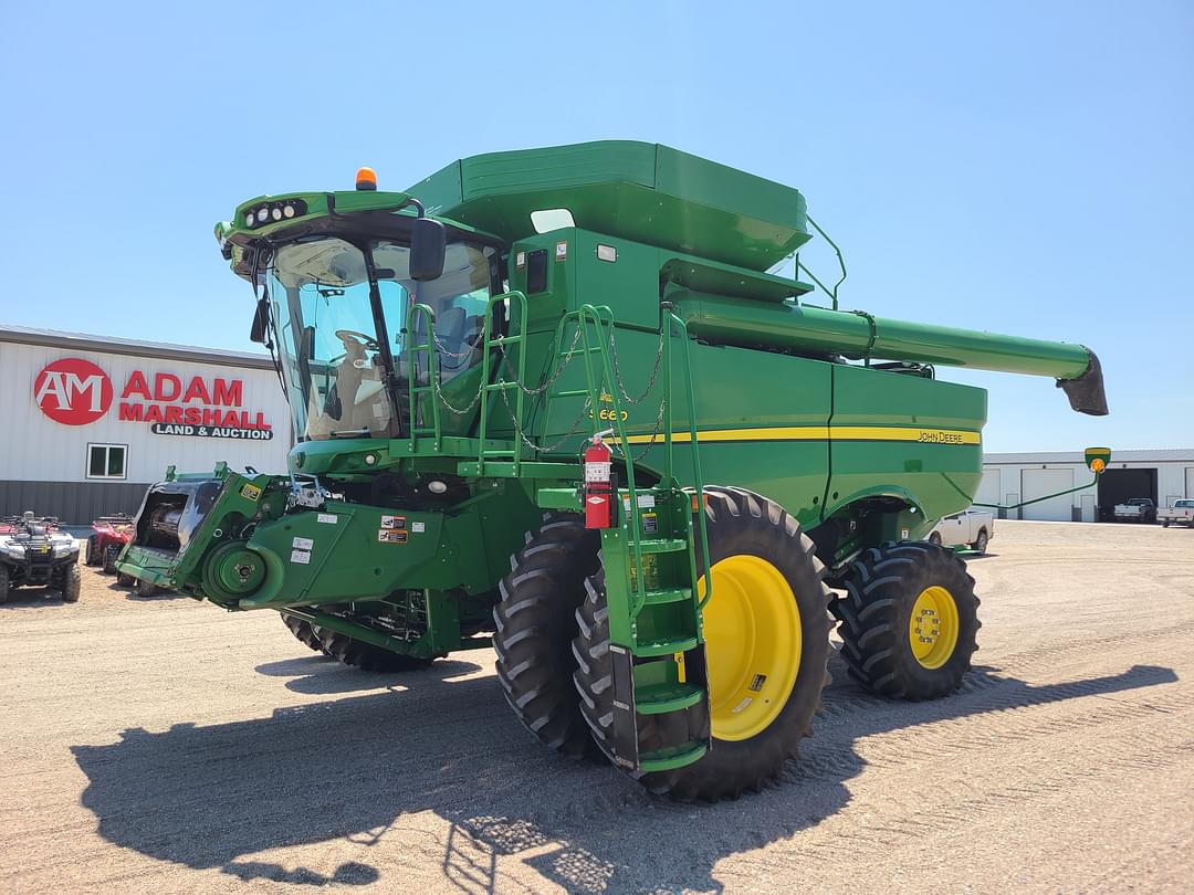 Image of John Deere S660 Primary image