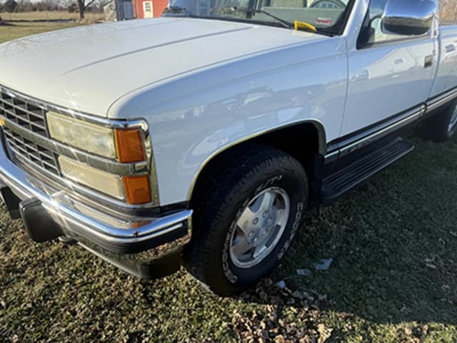 Image of Chevrolet 1500 equipment image 1