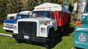 Main image International Loadstar 1800