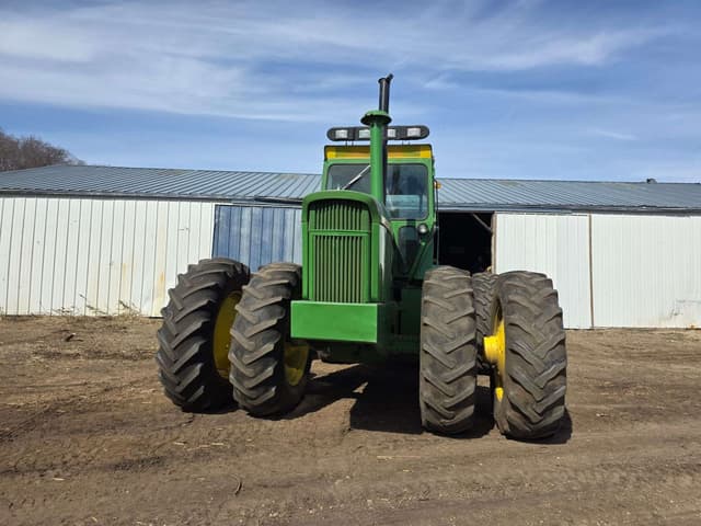 Image of John Deere 7020 equipment image 4