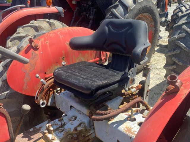 Image of Massey Ferguson 255 equipment image 4