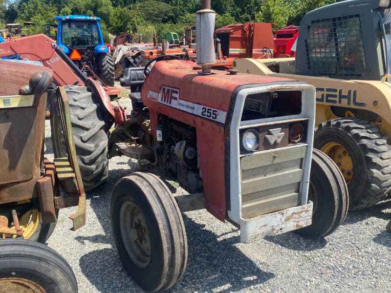 Image of Massey Ferguson 255 Primary image