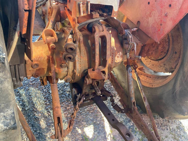 Image of Massey Ferguson 255 equipment image 4