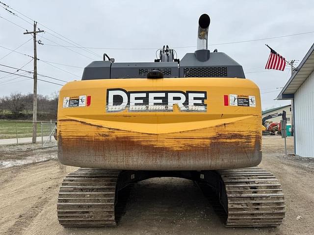 Image of John Deere 210G LC equipment image 3